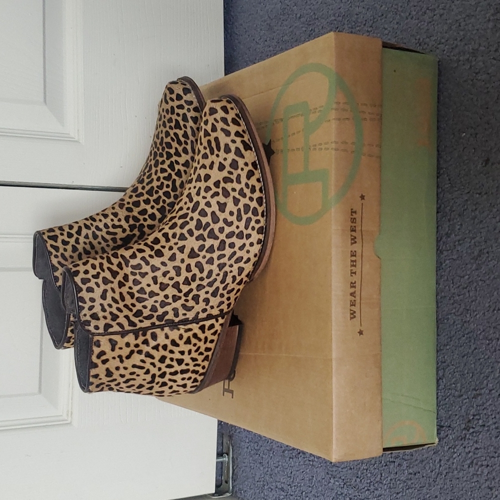 Women's Ankle Boots 👢 - Picture 3 of 7